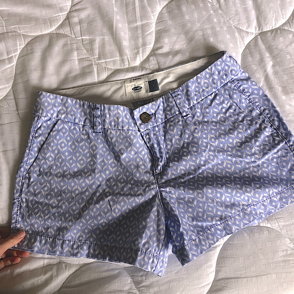 Patterned chino shorts
